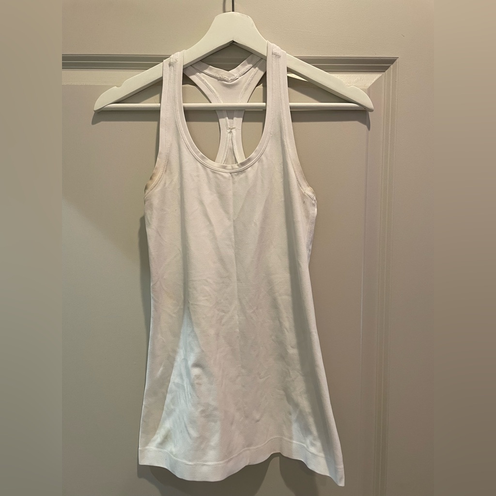 Lululemon Nulu Tank